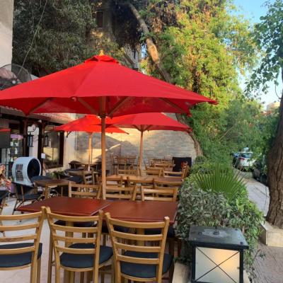 Outdoor cafes and restaurants 11
